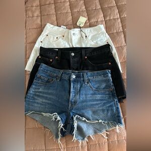 Levi’s Cutoff Shorts 3 Pack